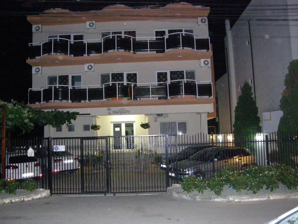 Hotel Marynero à Năvodari Extérieur photo