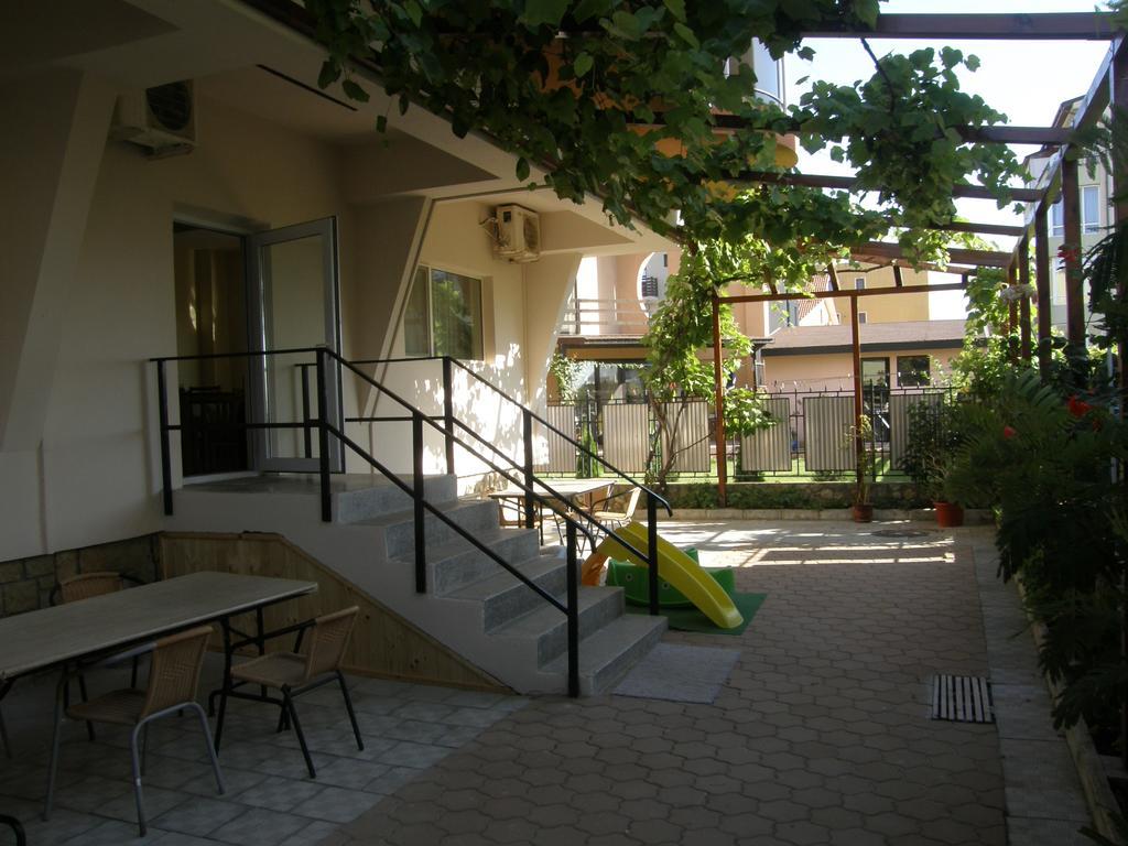 Hotel Marynero à Năvodari Extérieur photo