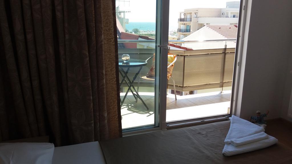 Hotel Marynero à Năvodari Extérieur photo
