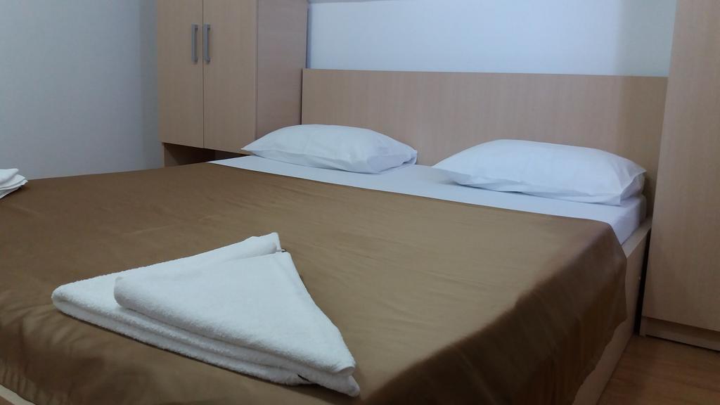 Hotel Marynero à Năvodari Extérieur photo