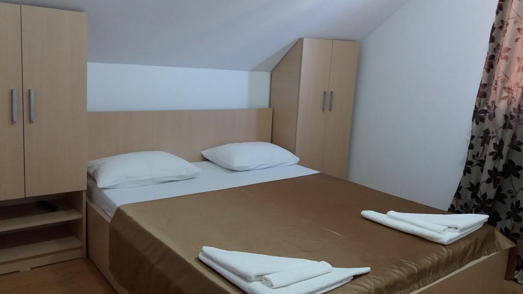 Hotel Marynero à Năvodari Extérieur photo