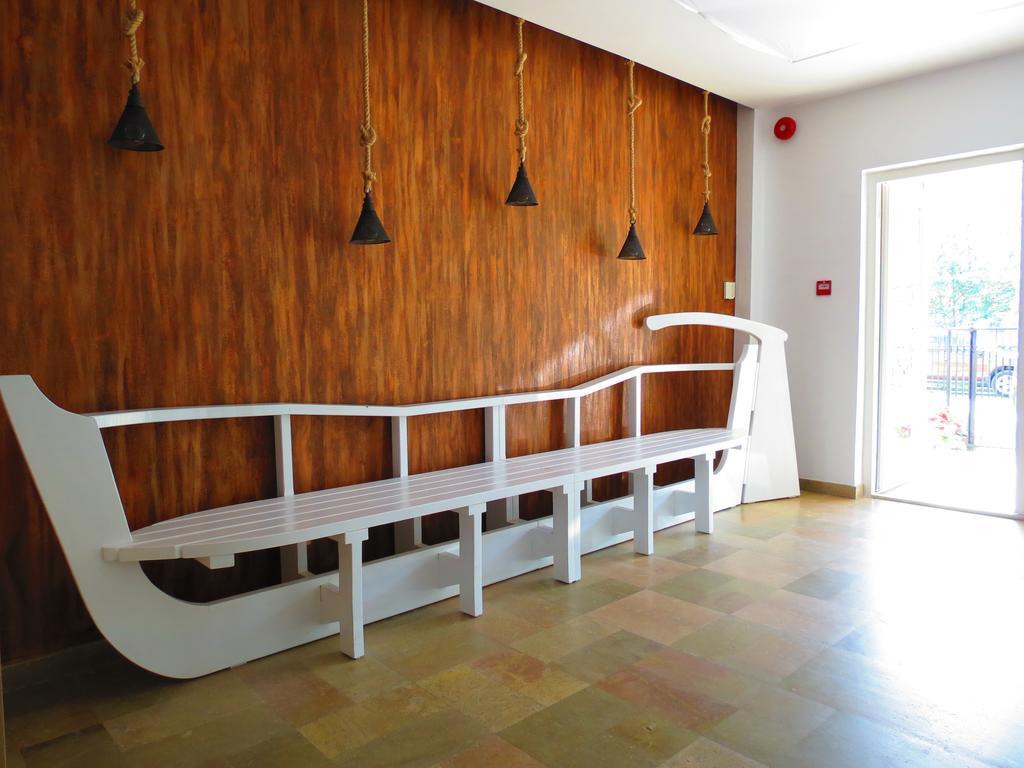 Hotel Marynero à Năvodari Extérieur photo