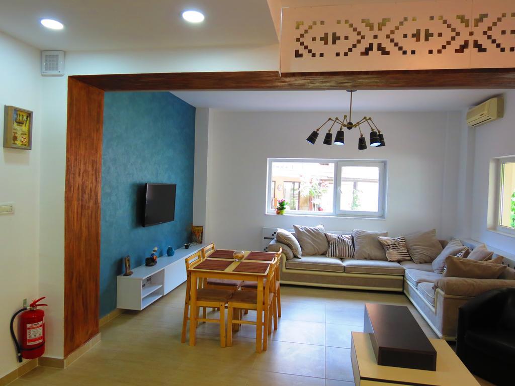 Hotel Marynero à Năvodari Extérieur photo
