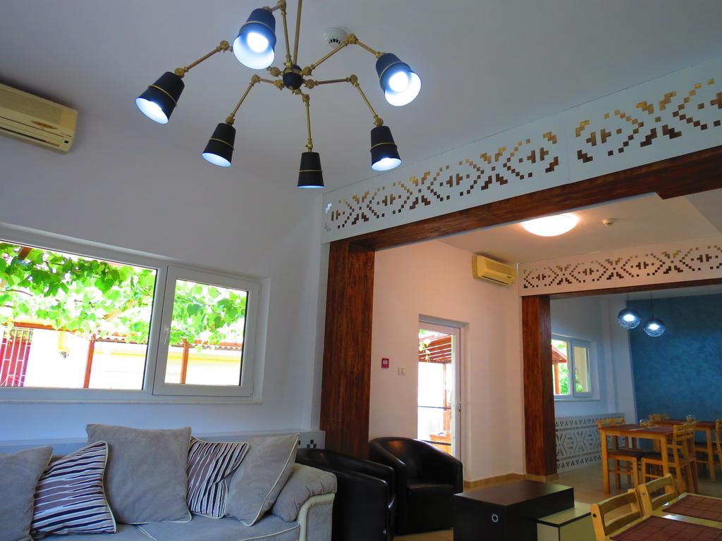 Hotel Marynero à Năvodari Extérieur photo