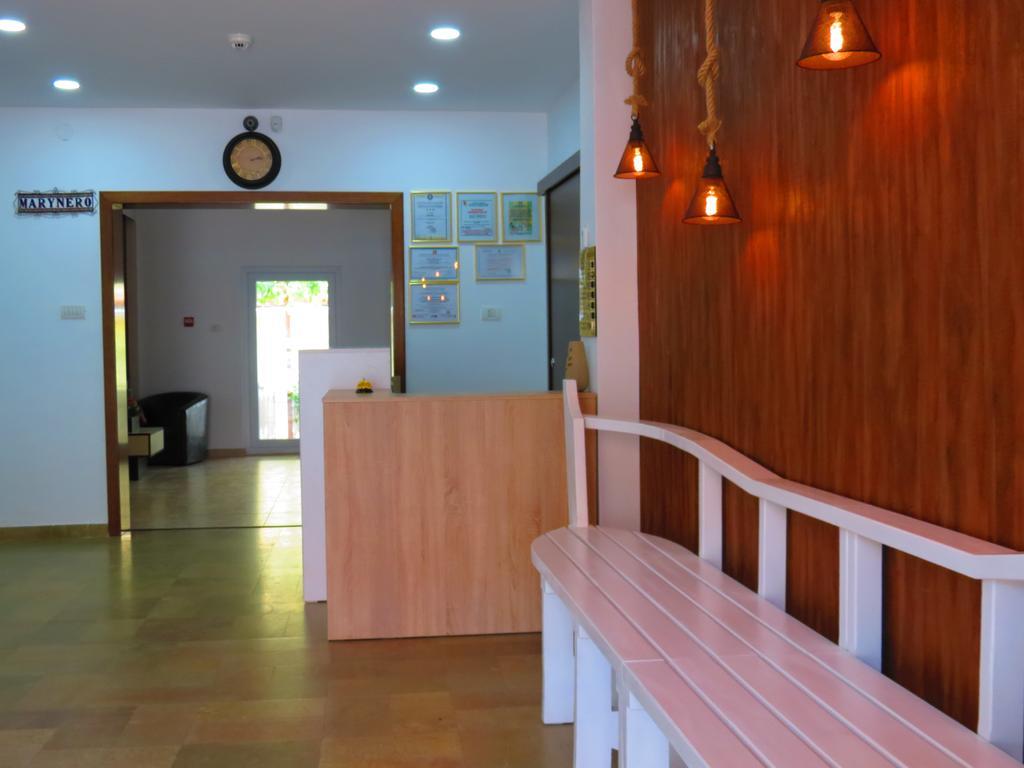 Hotel Marynero à Năvodari Extérieur photo