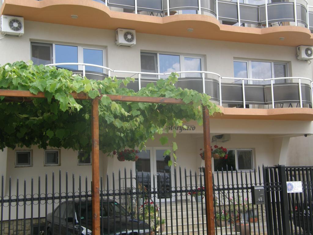Hotel Marynero à Năvodari Extérieur photo